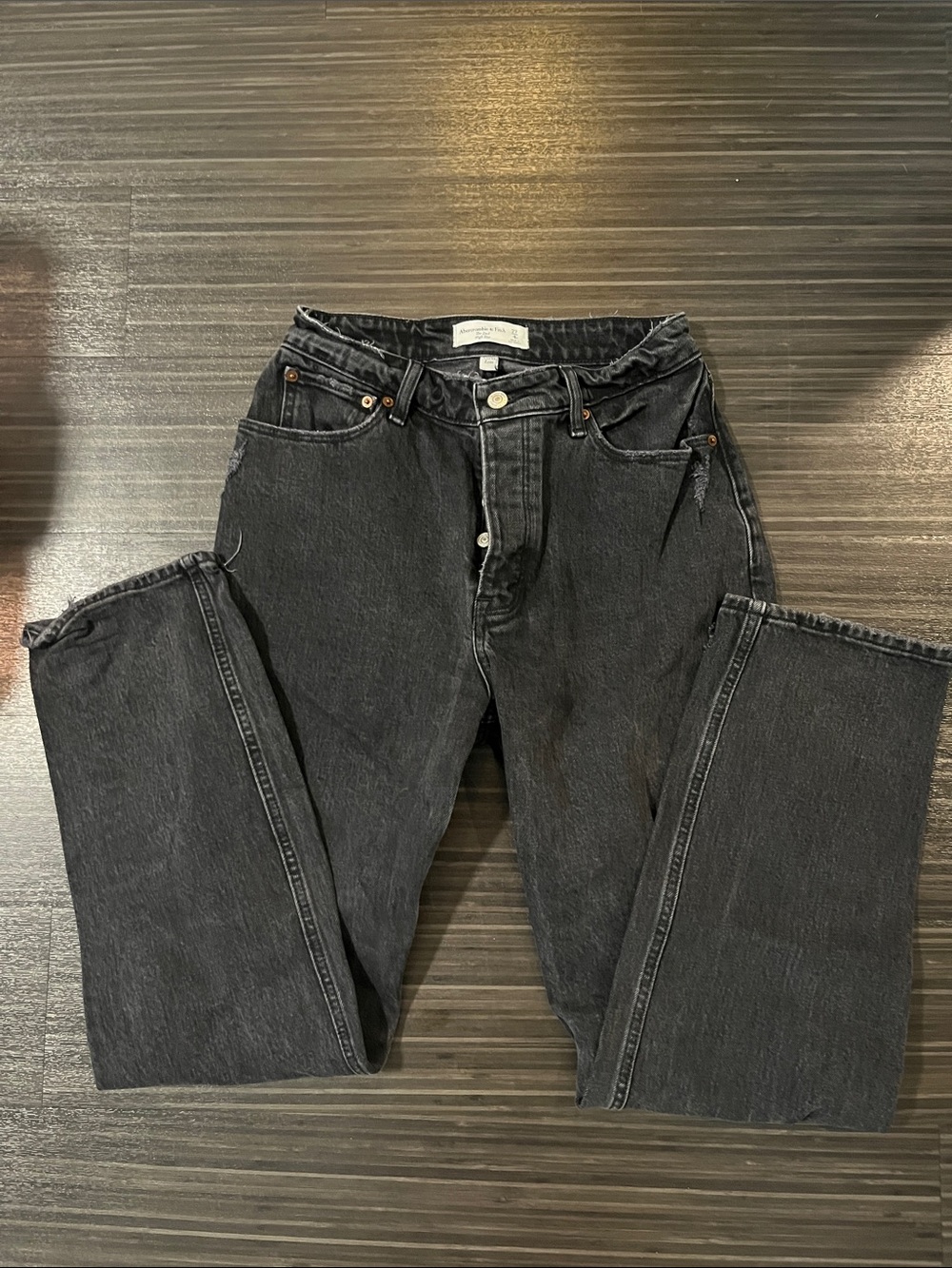 abercrombie and fitch dad jeans